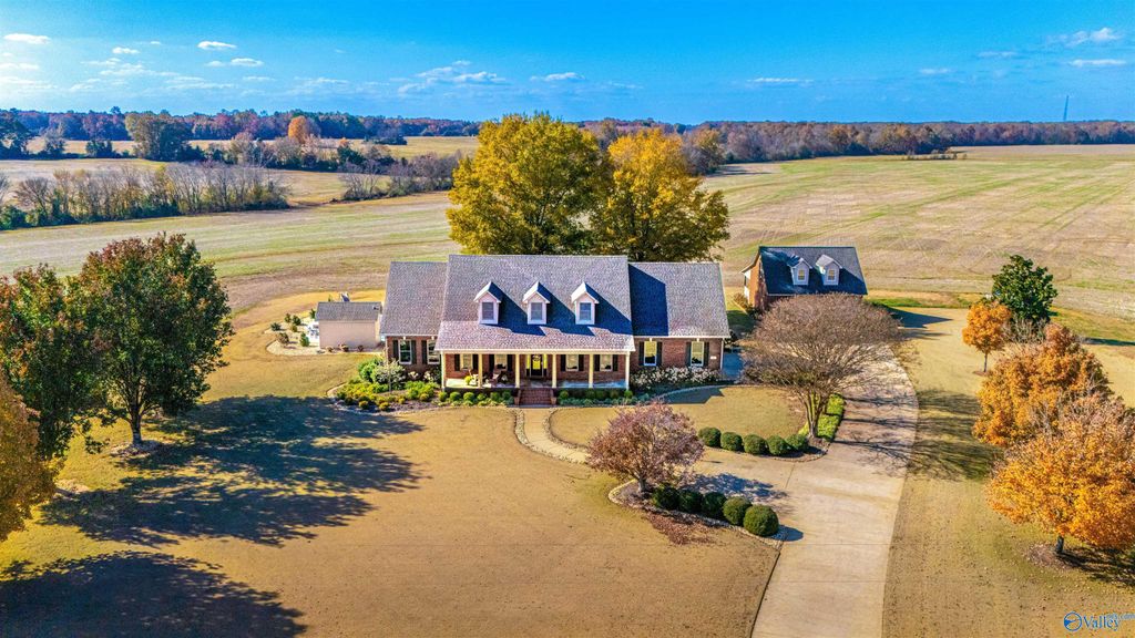 13843 Seven Mile Post Road, Athens, AL 35611