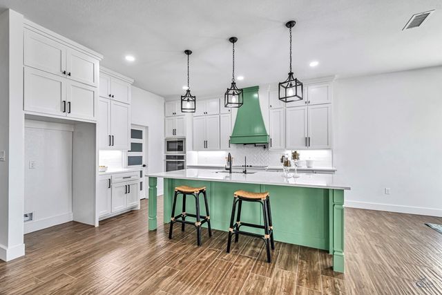 2200 S County Rd 1059, Midland, TX 79706