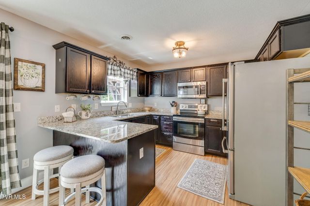 102 Carmack Drive, Bristol, VA 24201