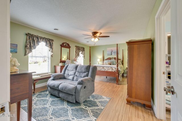 102 Carmack Drive, Bristol, VA 24201