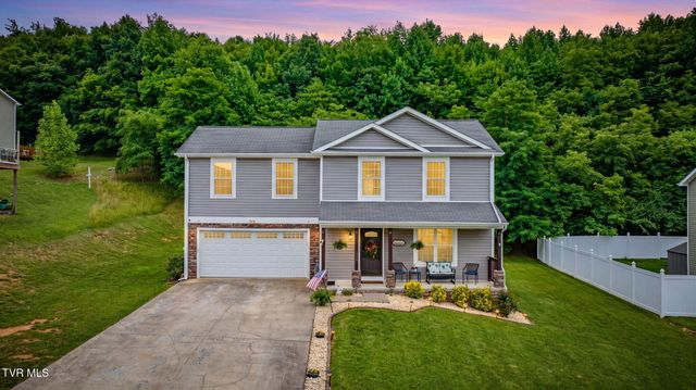 102 Carmack Drive, Bristol, VA 24201