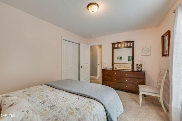 102 Carmack Drive, Bristol, VA 24201