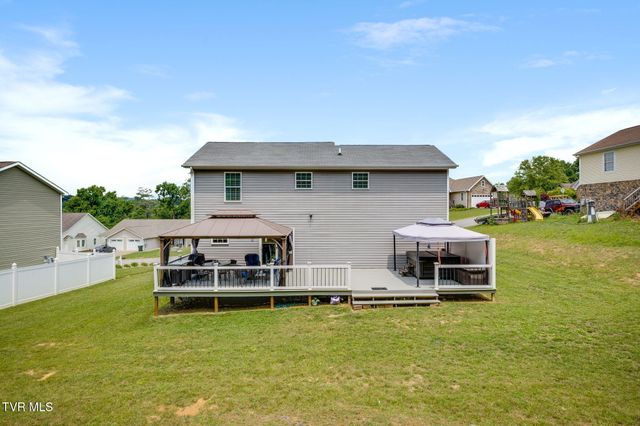 102 Carmack Drive, Bristol, VA 24201