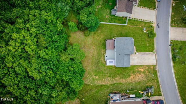 102 Carmack Drive, Bristol, VA 24201