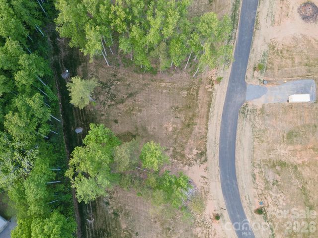 424 Irvine Drive, Fairview, NC 28730