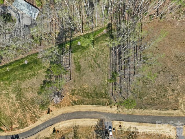 424 Irvine Drive, Fairview, NC 28730