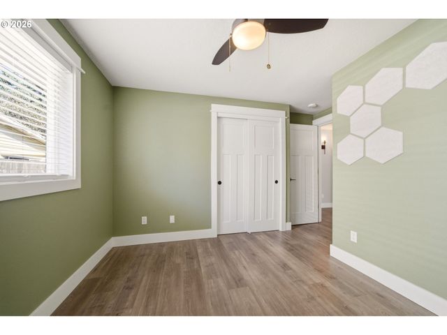 16800 Se 18TH St, Vancouver, WA 98683