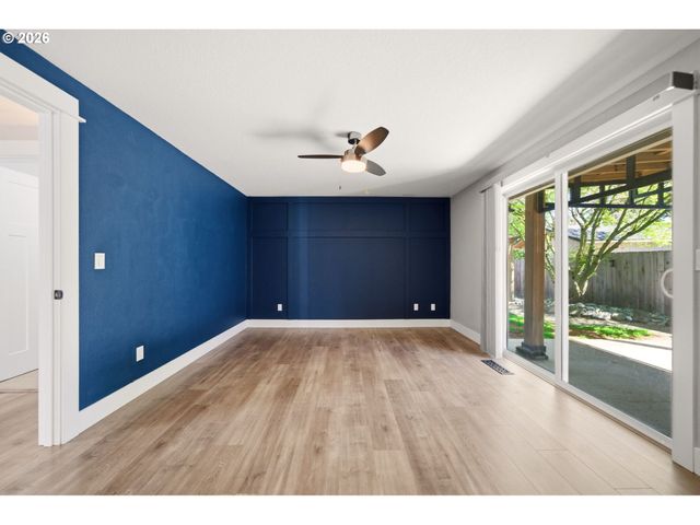 16800 Se 18TH St, Vancouver, WA 98683