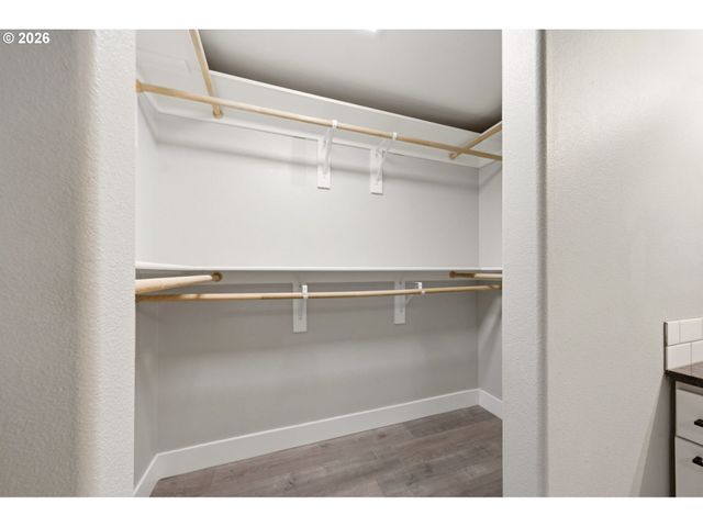 16800 Se 18TH St, Vancouver, WA 98683