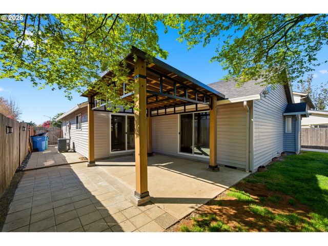 16800 Se 18TH St, Vancouver, WA 98683