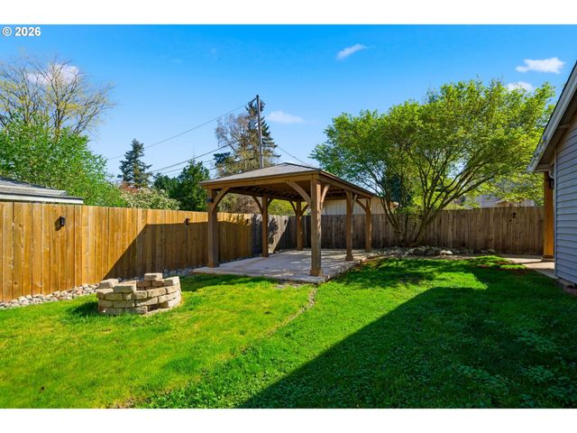 16800 Se 18TH St, Vancouver, WA 98683