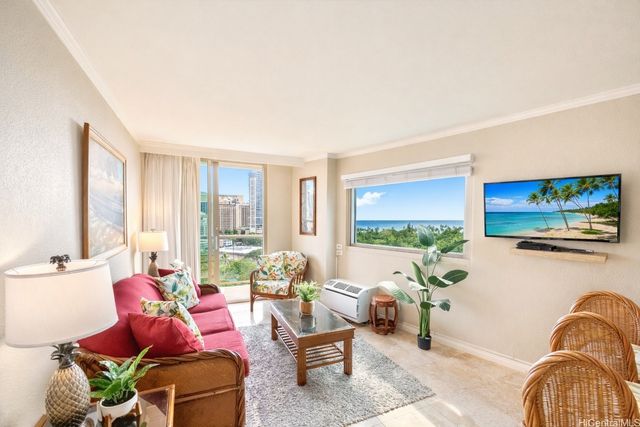 2045 Kalakaua Avenue 1007, Honolulu, HI 96815