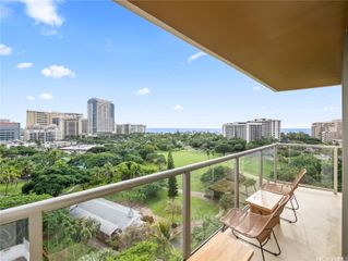 2045 Kalakaua Avenue 1007, Honolulu, HI 96815