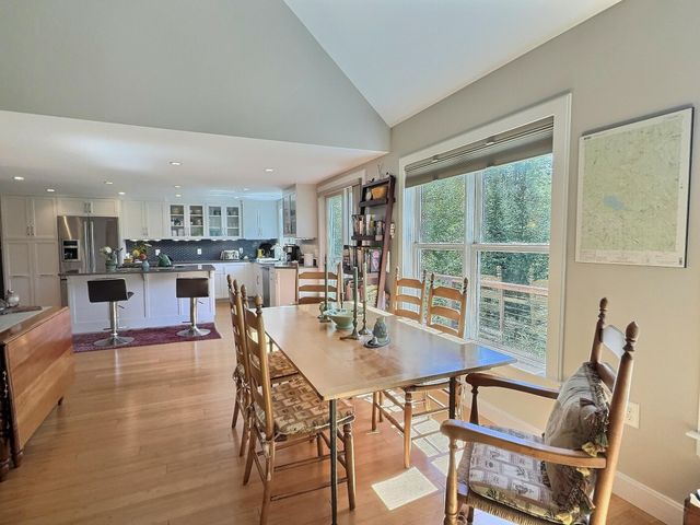14 Fox Run Road, Wilmot, NH 03287