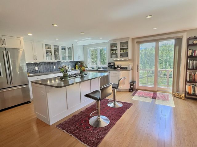 14 Fox Run Road, Wilmot, NH 03287