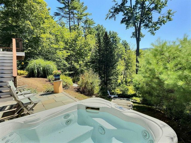 14 Fox Run Road, Wilmot, NH 03287