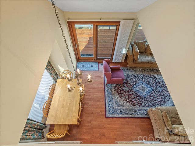 125 Townhouse Drive, Burnsville, NC 28714