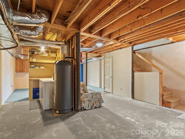 125 Townhouse Drive, Burnsville, NC 28714