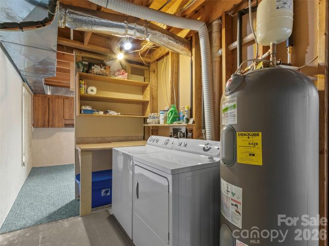 125 Townhouse Drive, Burnsville, NC 28714