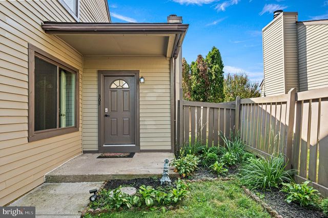 305 BRIDGE ST, Collegeville, PA 19426