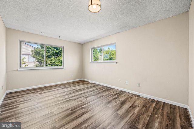 305 BRIDGE ST, Collegeville, PA 19426