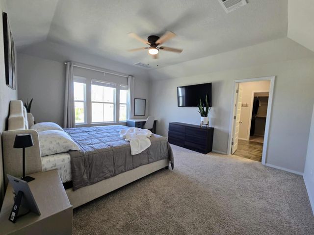 236 Blue Agate CT, Jarrell, TX 76537