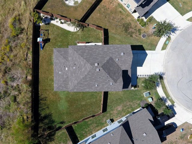 236 Blue Agate CT, Jarrell, TX 76537