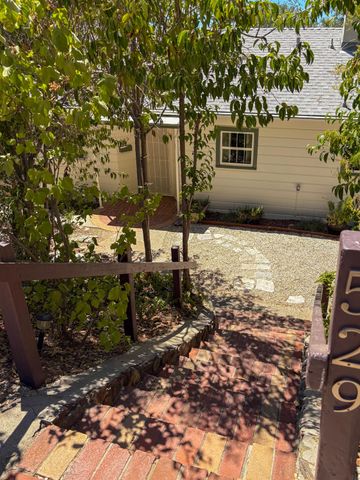 529 Landis Cir, Auburn, CA 95603
