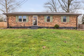 123 Laurel Ln, Hendersonville, TN 37075