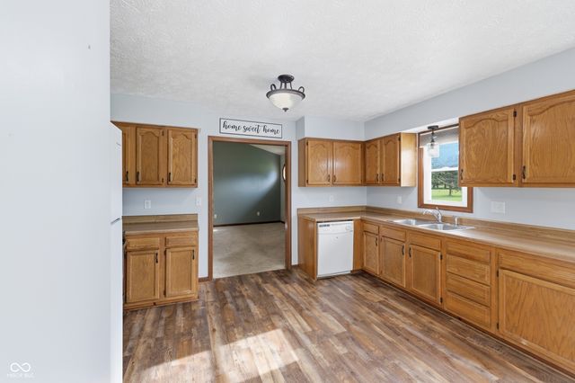 3805 S County Road 475 E, Plainfield, IN 46168