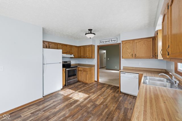 3805 S County Road 475 E, Plainfield, IN 46168