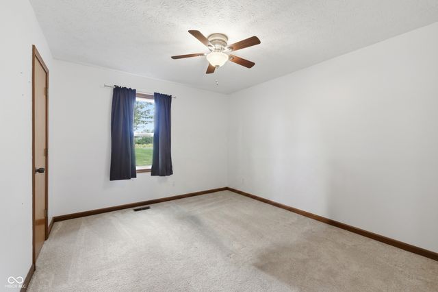 3805 S County Road 475 E, Plainfield, IN 46168