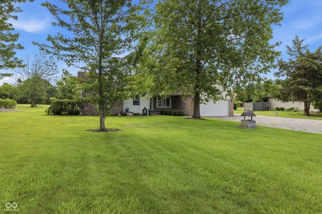 3805 S County Road 475 E, Plainfield, IN 46168