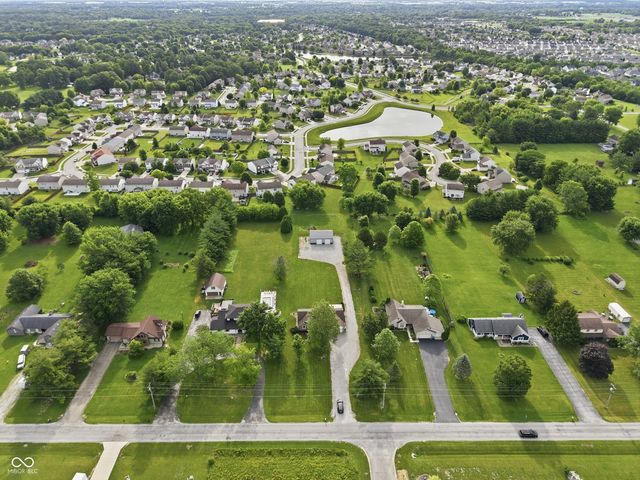 3805 S County Road 475 E, Plainfield, IN 46168