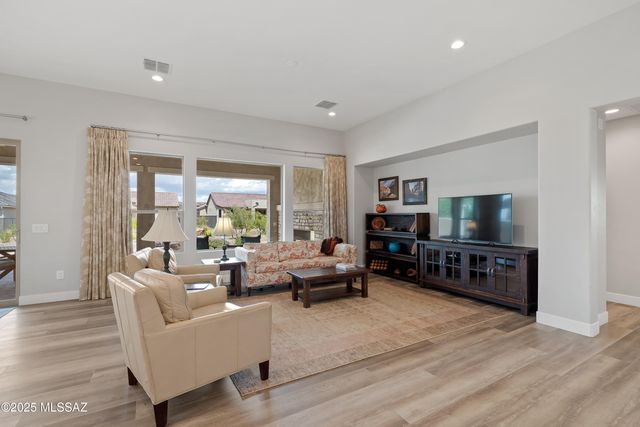 61438 E Shale Road, Oracle, AZ 85623