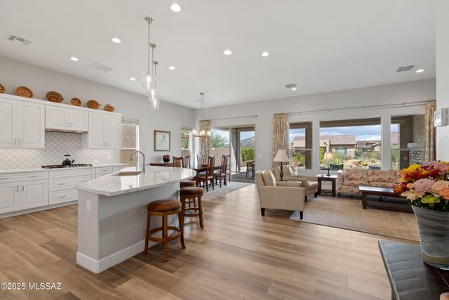 61438 E Shale Road, Oracle, AZ 85623