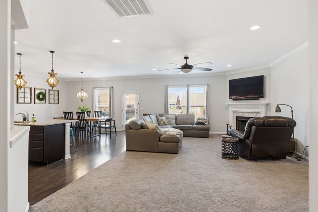 1038 Abberley Cir, Hendersonville, TN 37075