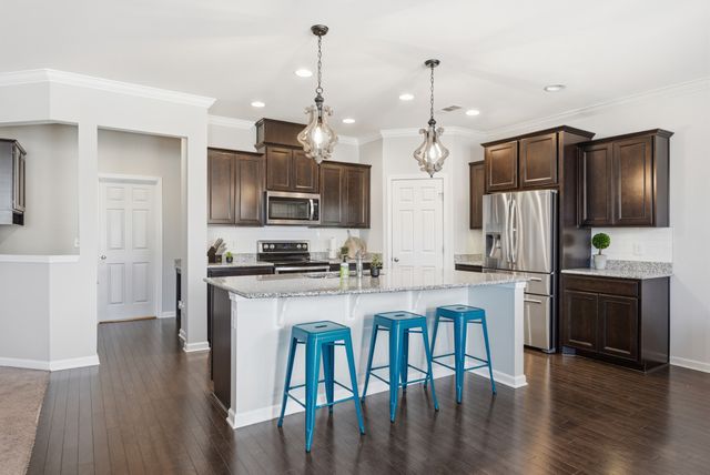 1038 Abberley Cir, Hendersonville, TN 37075