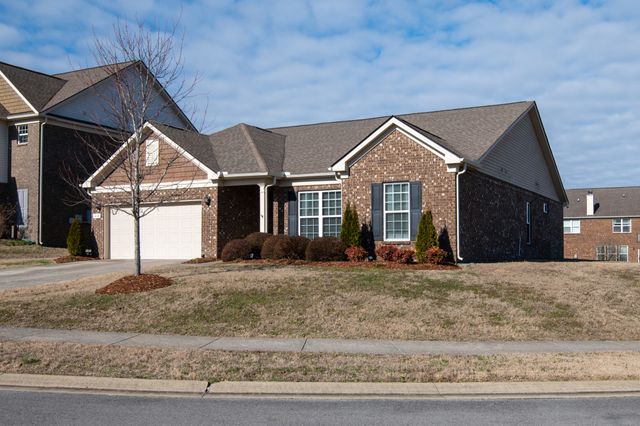 1038 Abberley Cir, Hendersonville, TN 37075