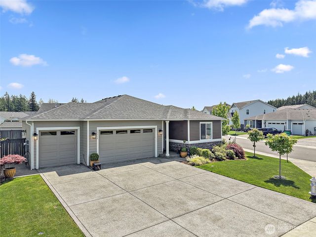 17715 125th Avenue E, Puyallup, WA 98374