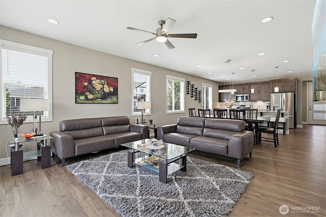 17715 125th Avenue E, Puyallup, WA 98374