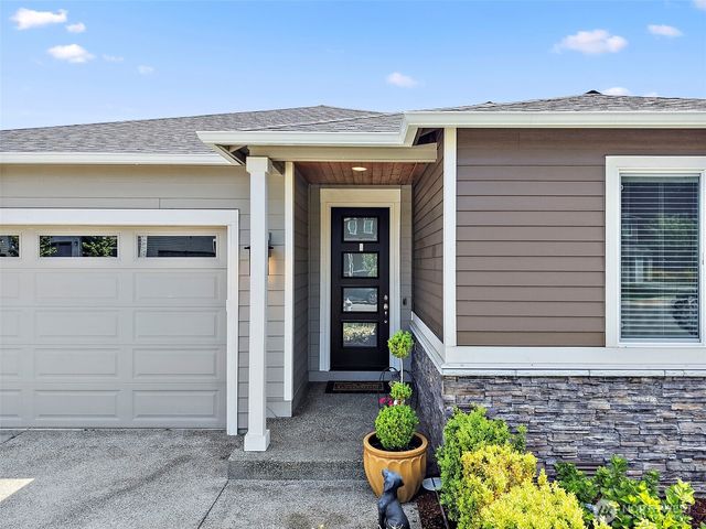 17715 125th Avenue E, Puyallup, WA 98374