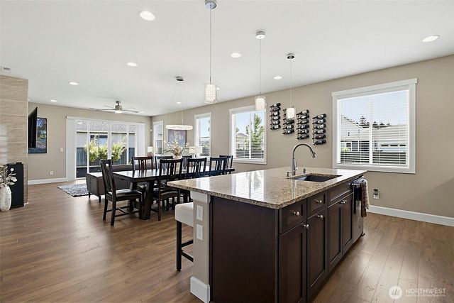 17715 125th Avenue E, Puyallup, WA 98374