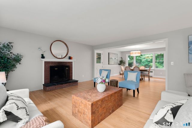 10 Staeth Road, East Hampton, CT 06424
