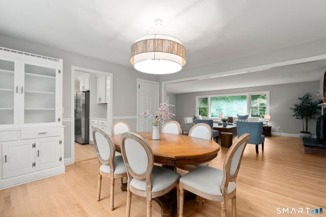 10 Staeth Road, East Hampton, CT 06424