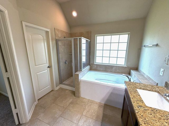 117 Green Haven Drive, Huntsville, TX 77320