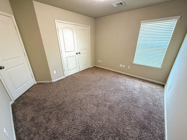 117 Green Haven Drive, Huntsville, TX 77320