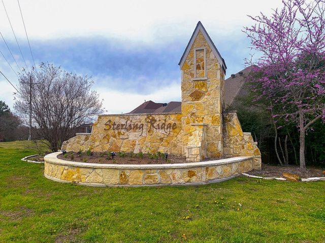 117 Green Haven Drive, Huntsville, TX 77320