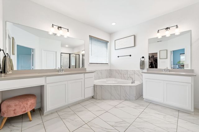 701 Cashew Way, Forney, TX 75126
