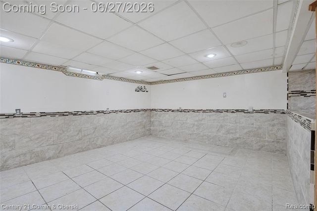 6042 Highview Street, Dearborn Heights, MI 48127